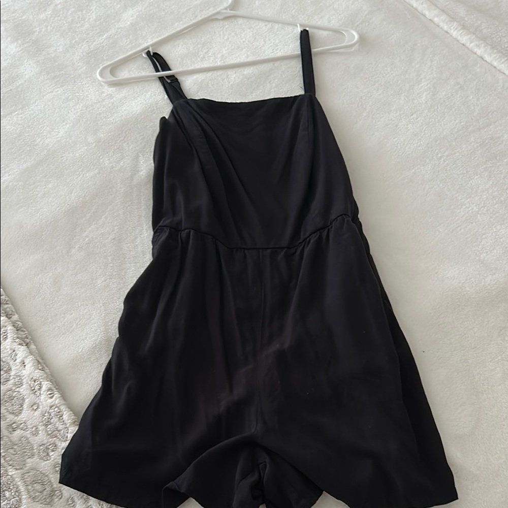 OLD NAVY short black sleeveless romper